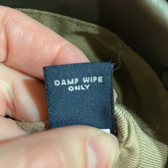 Vintage Banana Republic Lamb Skin - 2in 1,Crossbody & Shoulder bag. - Picture 16 of 16